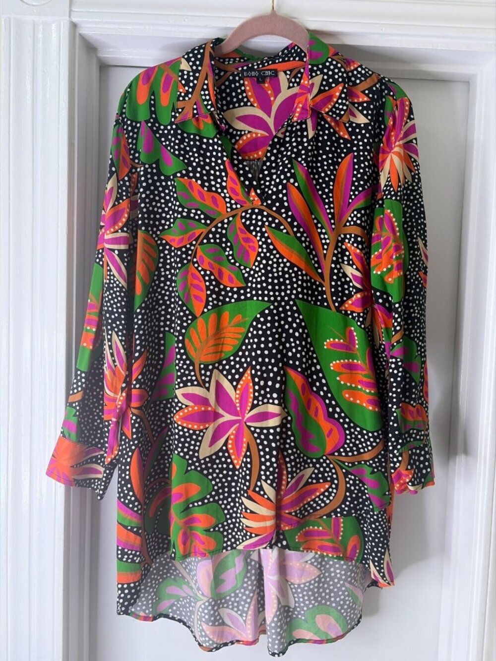BOHO CHIC Brand Button Down Blouse Tunic Size L Tropical Print Colorful Bold